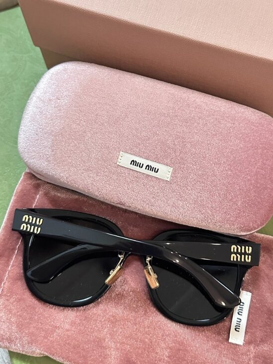 Miu Miu  Sunglasses main image 6